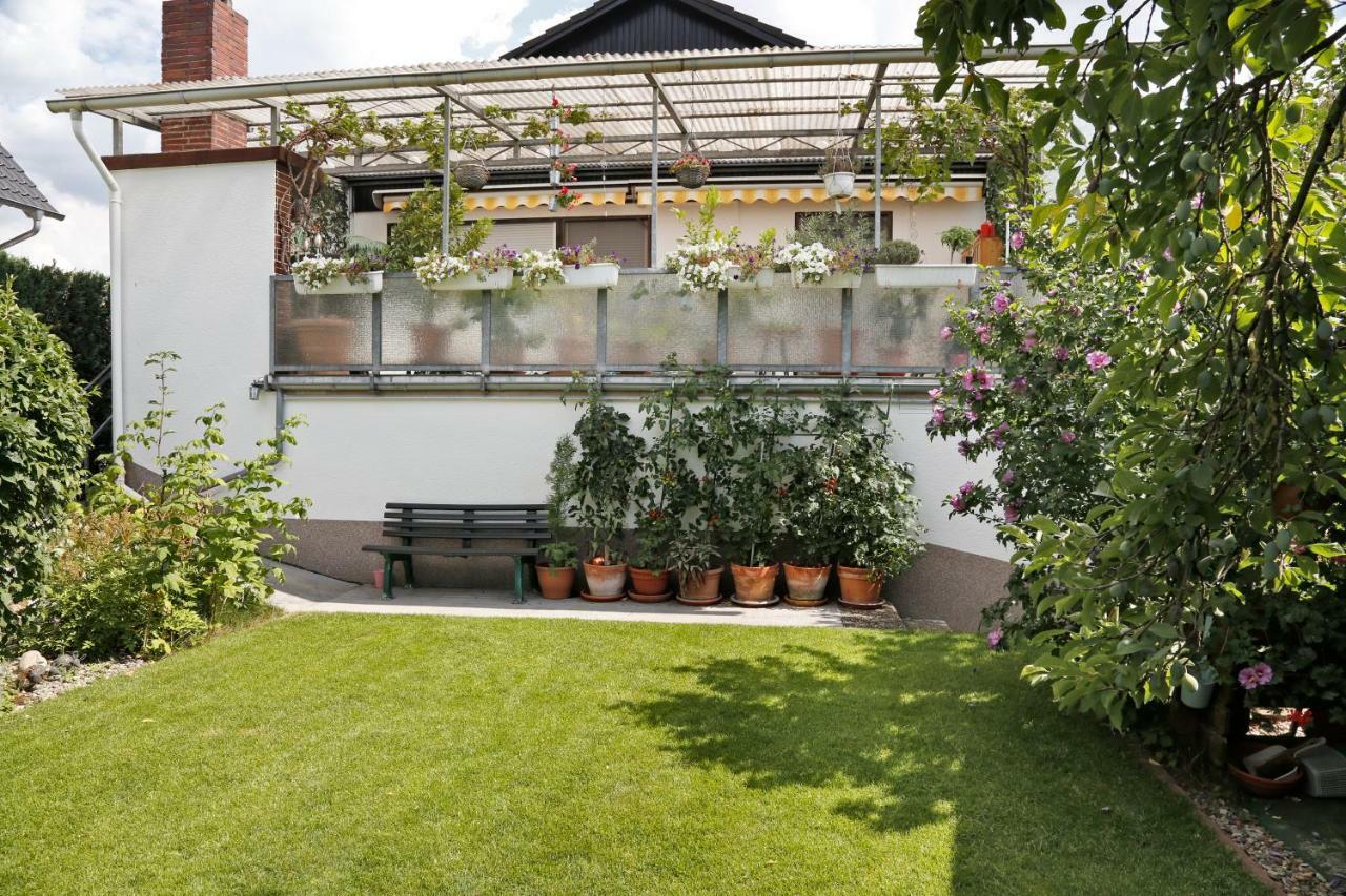 Gaestehaus Schaefer Bensheim Zewnętrze zdjęcie